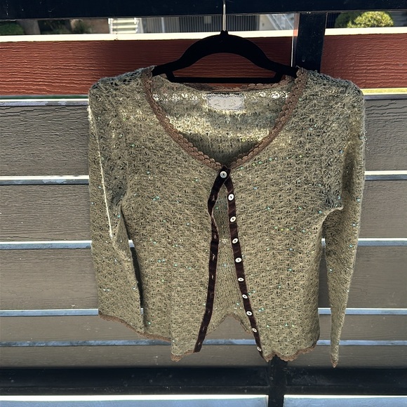 Vintage Charm Cardigan by 213 - Picture 5 of 5